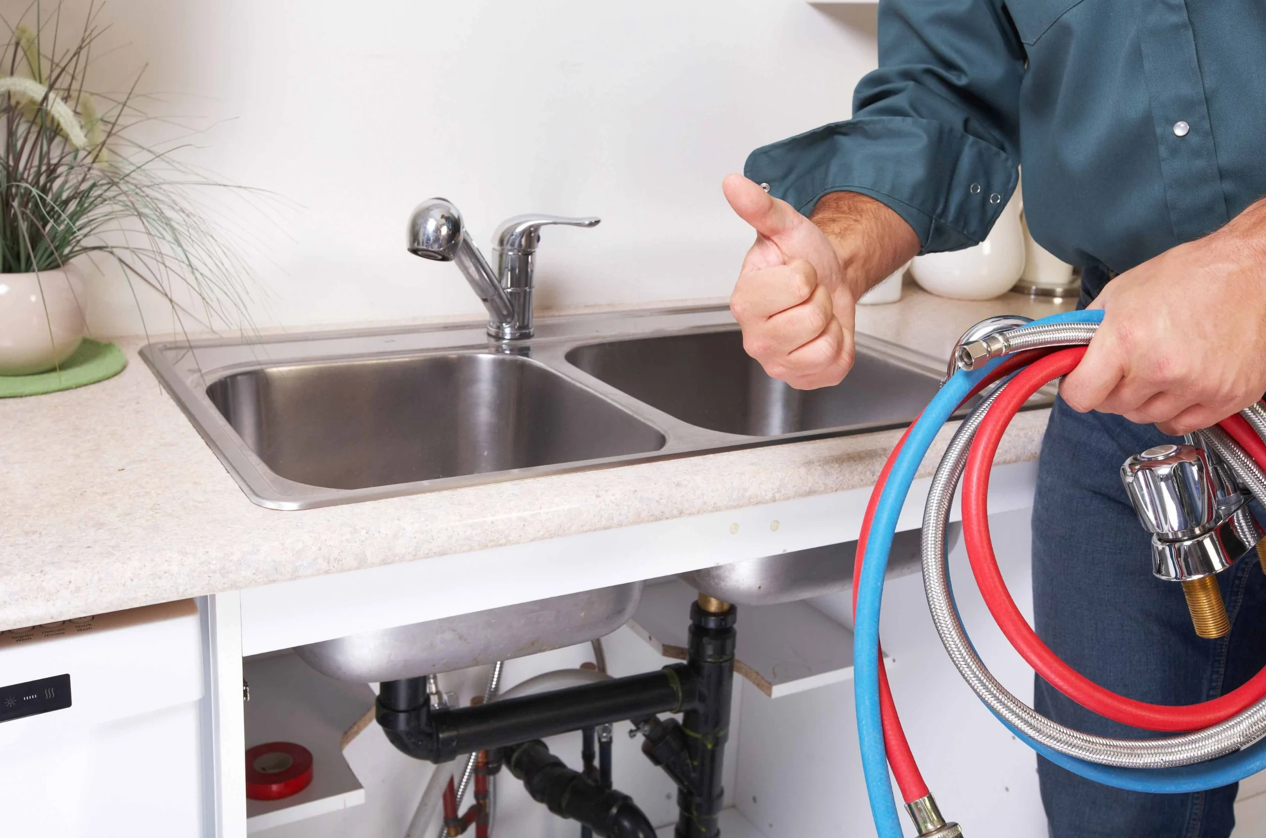 تسليك مجاري بالشارقة شركة تسليك مجاري في الشارقة