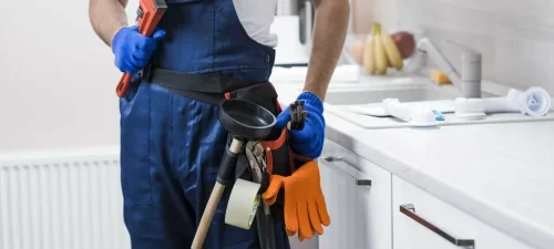 سباك بالشارقة